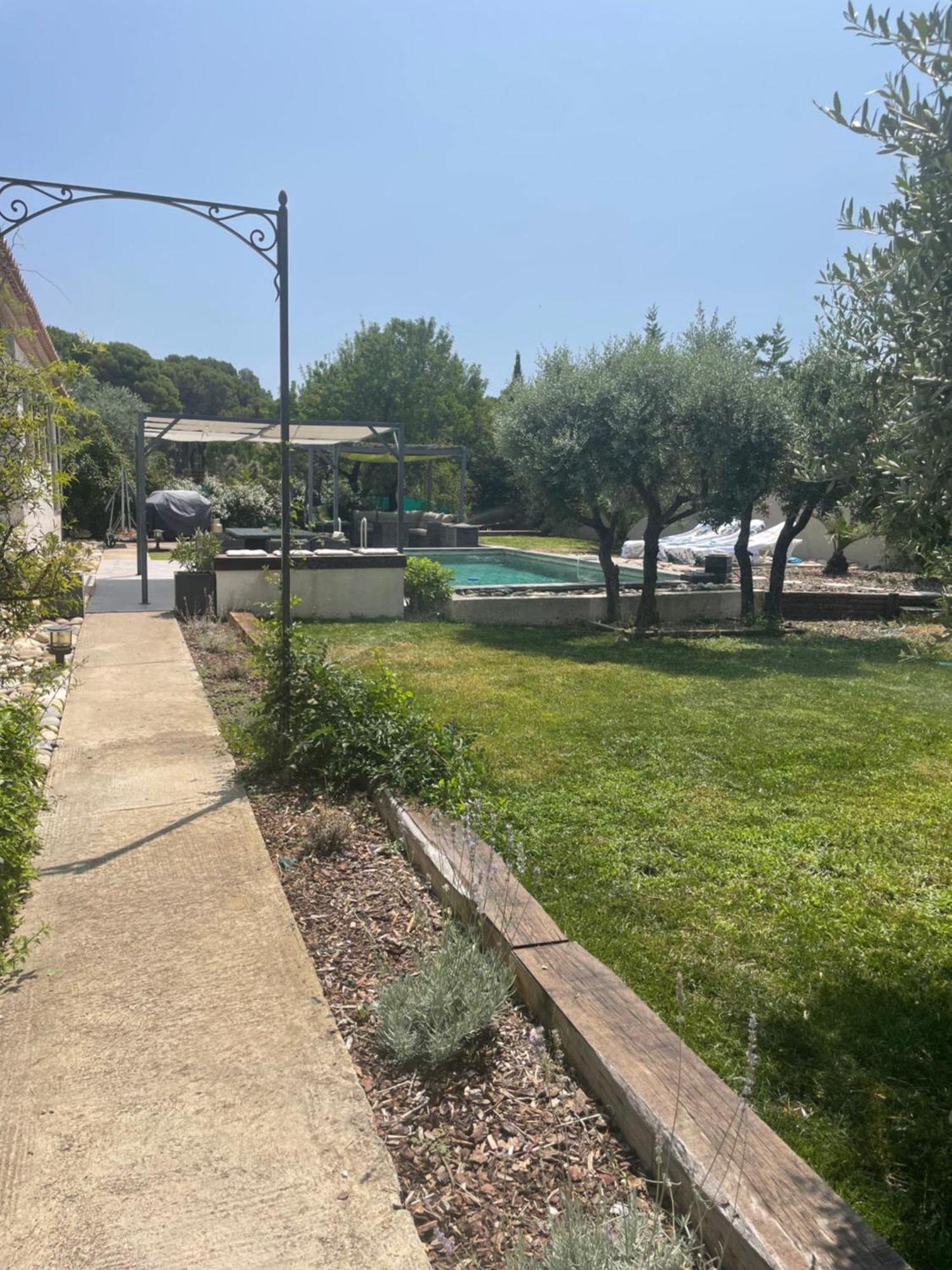 Villa Le Luberon Mérindol المظهر الخارجي الصورة